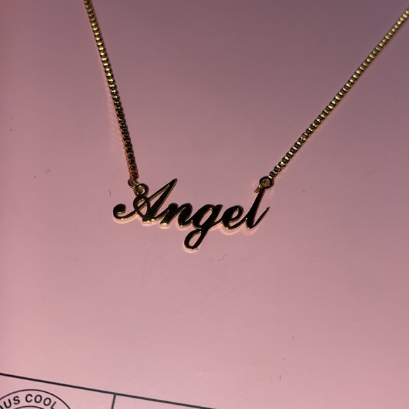 💍 NWT Candier Angel Necklace Gold Plated OSFM Girl's Jewelry - Picture 3 of 6